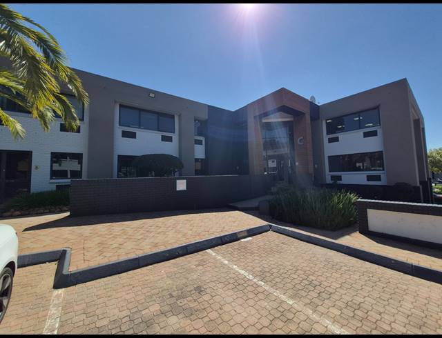 883M² OFFICE TO LET IN MORNINGSIDE